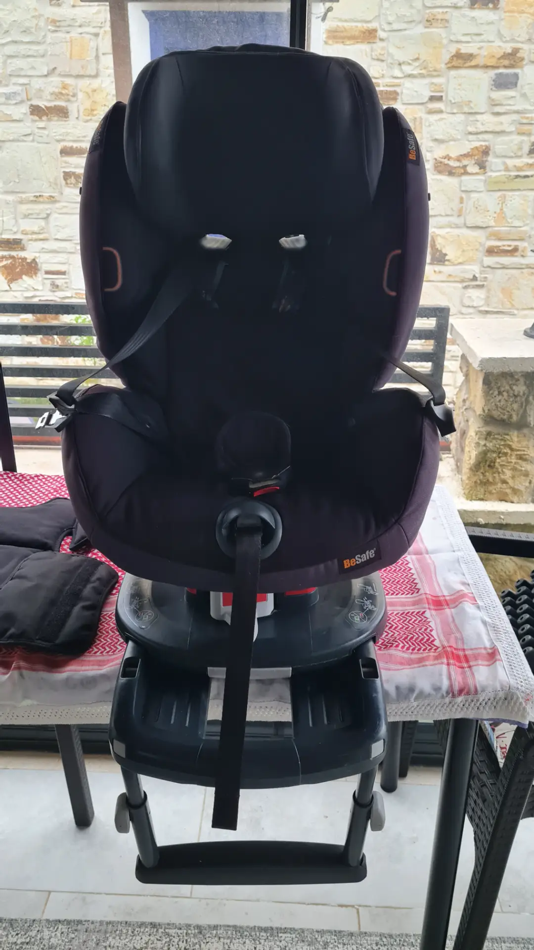 Besafe isofixli araç koltuğu 9-18kg
