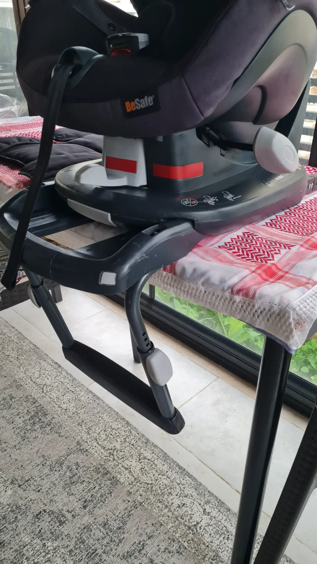 Besafe isofixli araç koltuğu 9-18kg görseli 5