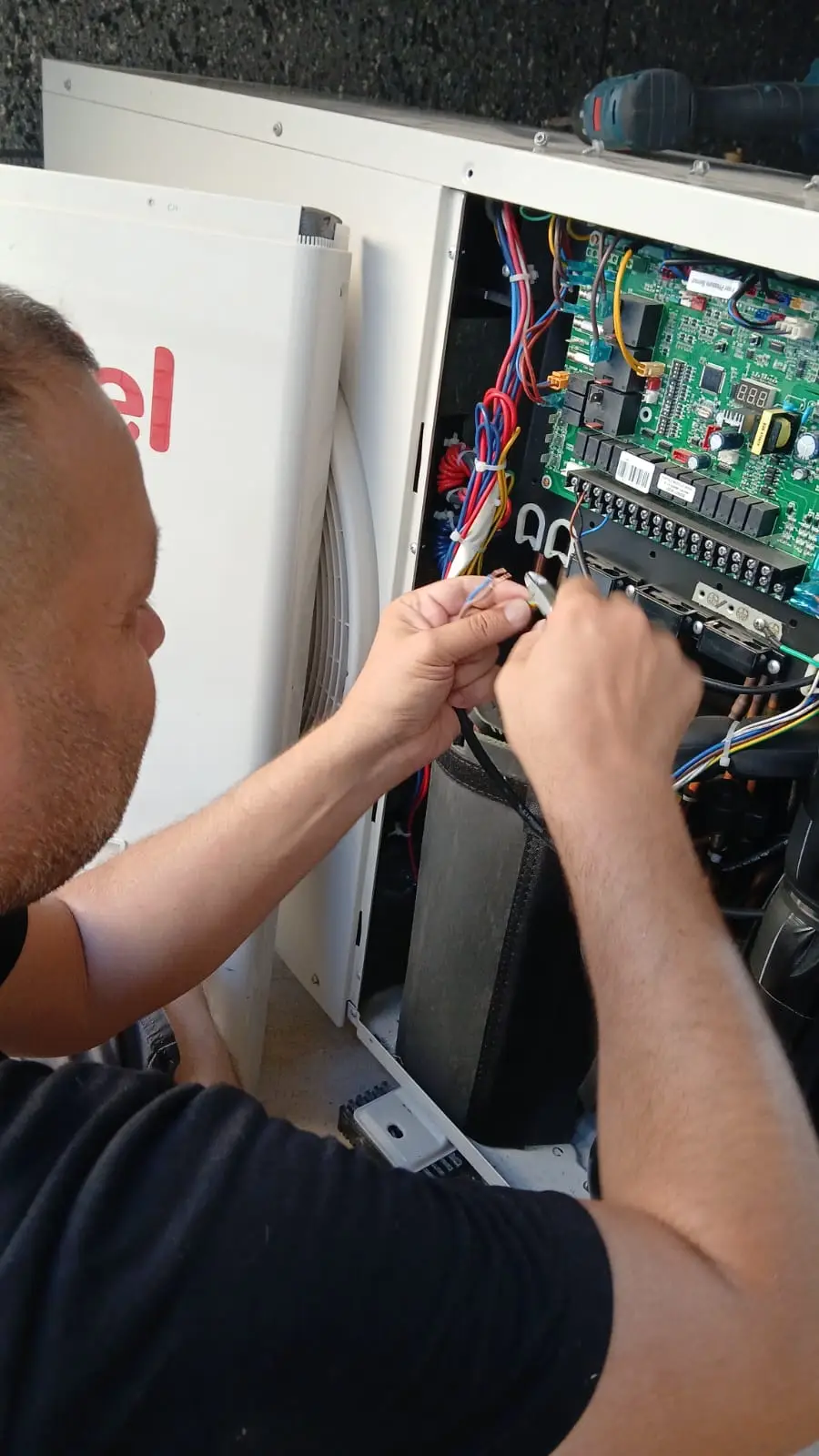 Elektrik, Havuz, Kamera, Teknik, Tüm işleriniz itina ile yapılır.Aden Teknik