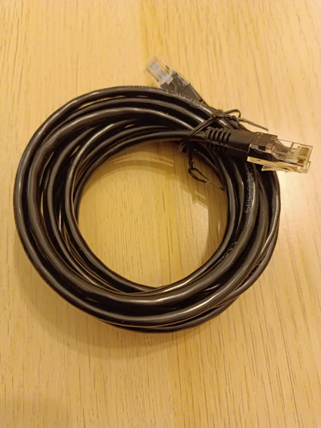 Ücretsiz | Ethernet ve USB A-B kablo görseli 2